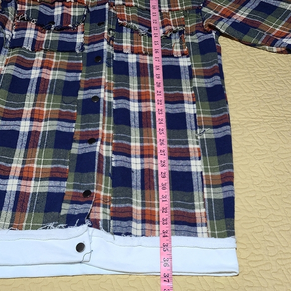 Shop Stevie deconstructed flannel oversized hooded shacket jacket size L - Picture 11 of 12